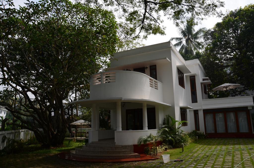 Bungalow East with Complimentary Guided Heritage walk (60 mins)