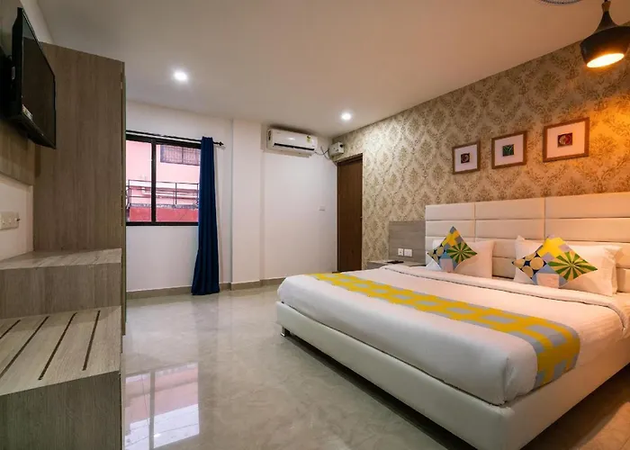 Esgee Tower , Ernakulam South Villa Kochi